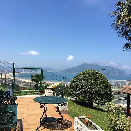 艾尔卡罗旅馆 3*